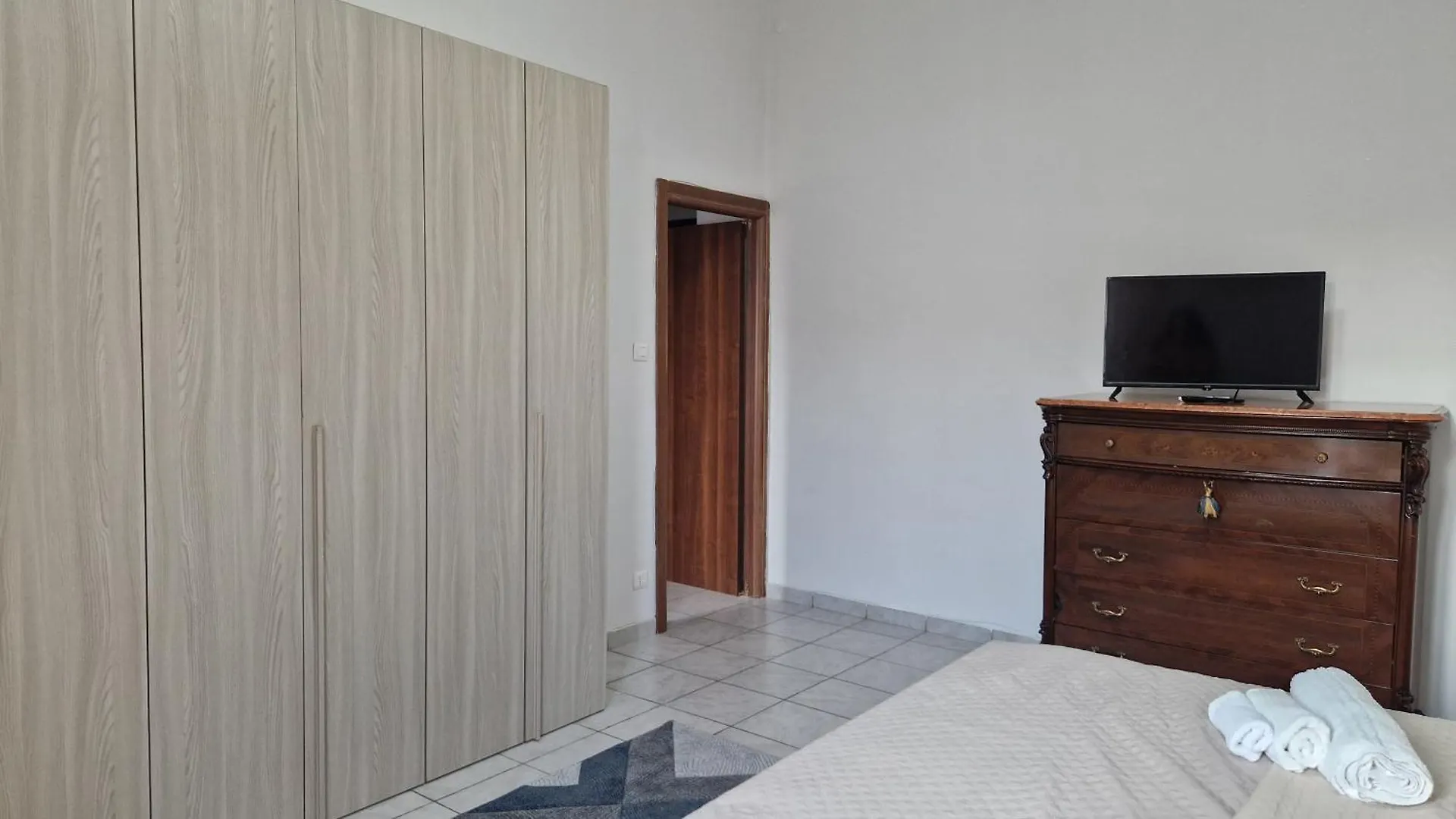 Apartment Da Vanedda Street Room Catania